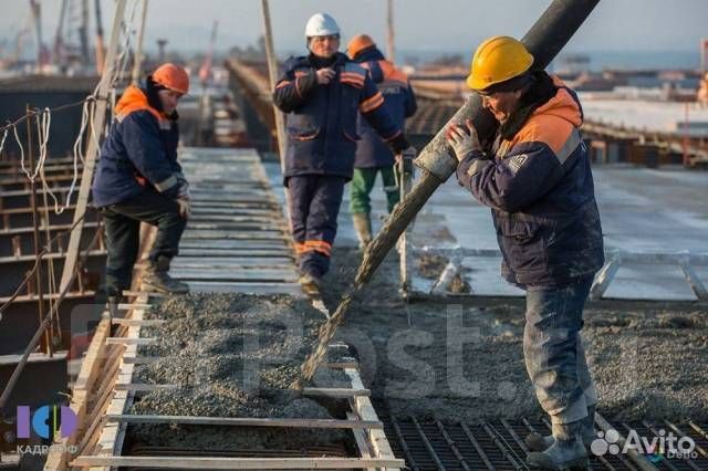 Разнорабочий на монолит