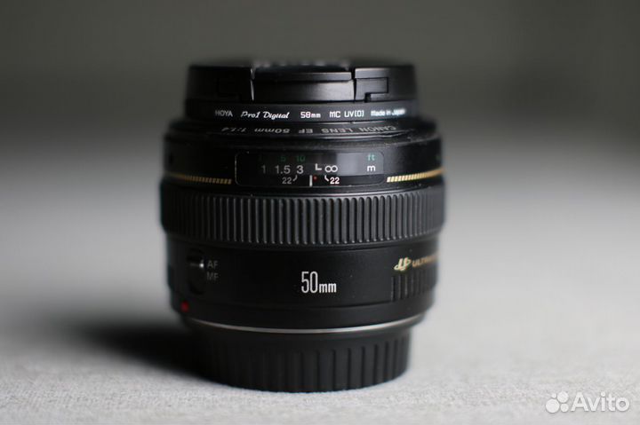 Объектив Canon EF 50mm f/1.4 USM + Бленда + Светоф