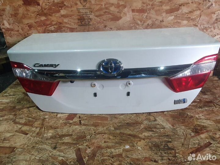 Крышка багажника Toyota Camry XV50 2AR-FE