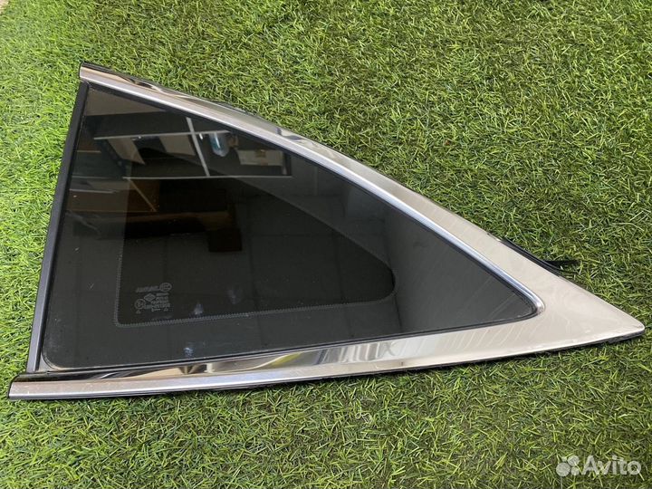 Стекло кузовное заднее правое Haval F7 универсал