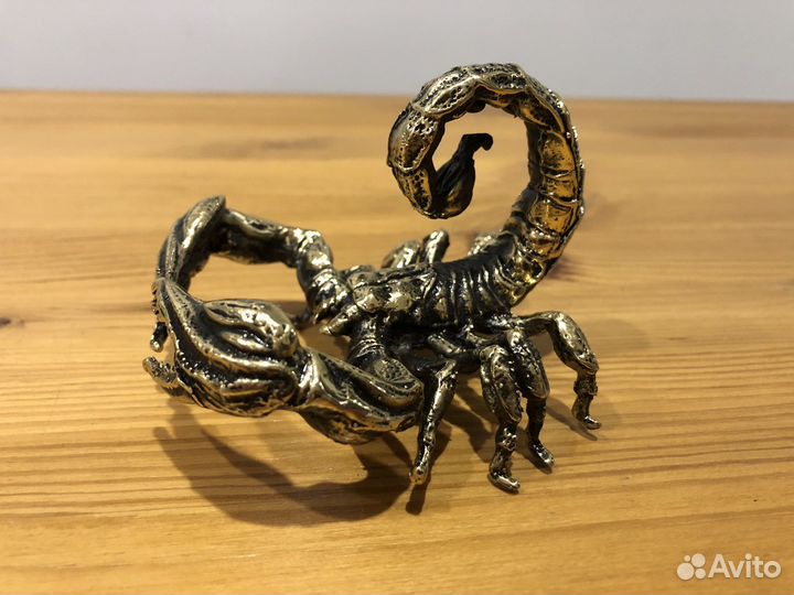 Скорпион бронза. Фигурка. Статуэтка