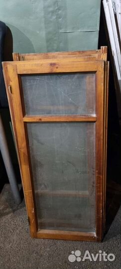 Деревянная оконная рама