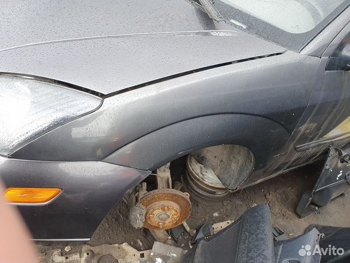 Крыло переднее левое Ford Focus 1 usa форд фокус I