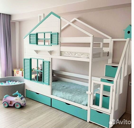 Новая детская кровать домик