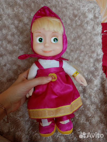 Игрушка Маша Медведь