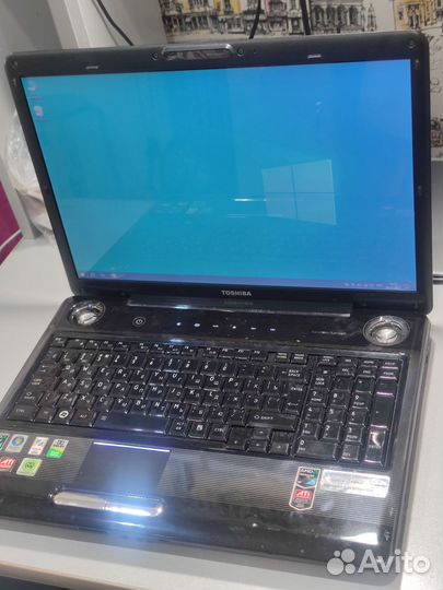 Бодрые ноутбуки Toshiba P300 с экраном 17