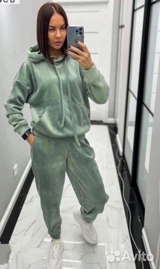 Костюм женский плюшевый