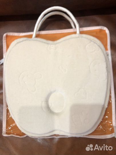 Подушка ортопедическая для новорожденных Lumia