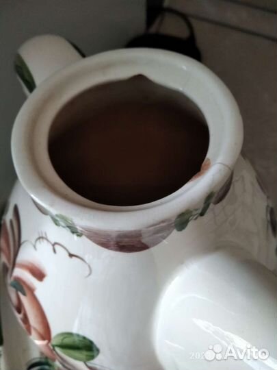 Кувшин и поднос