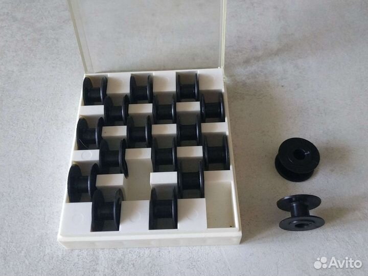 Набор шпулек в упаковке для советских машинок