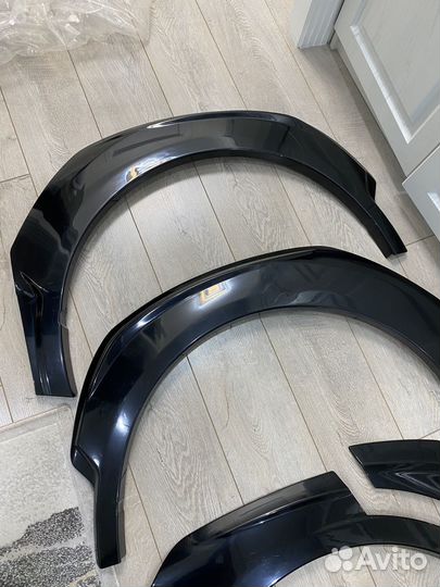 Фендера, расширитель арок на Toyota C-HR