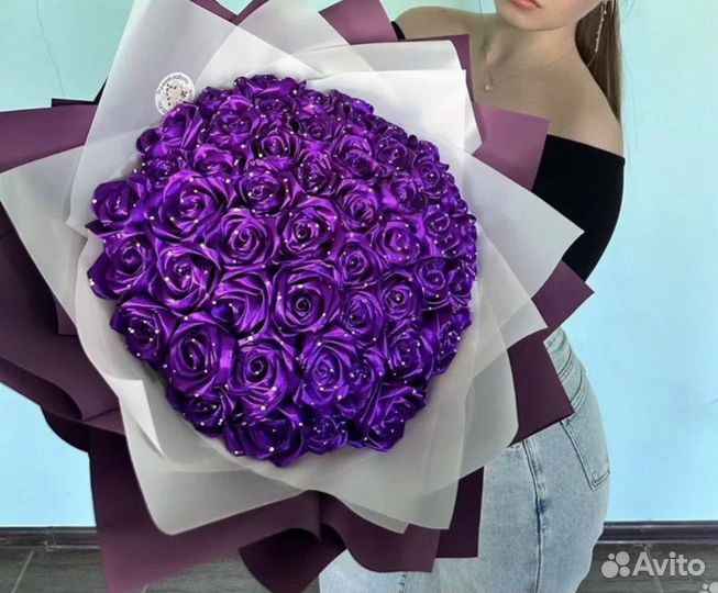 Букет из атласных лент 101