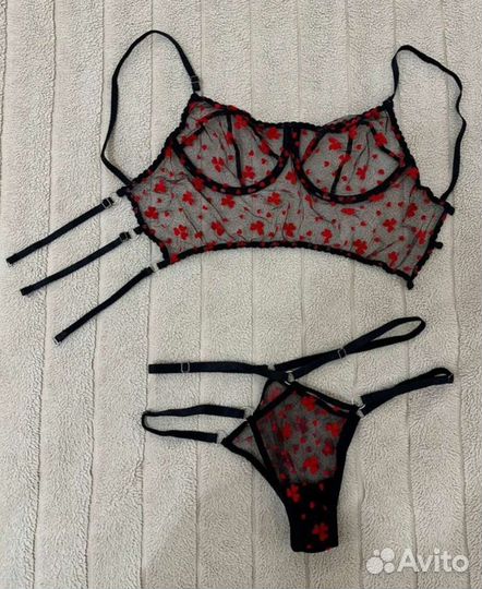 Комплект нижнего белья