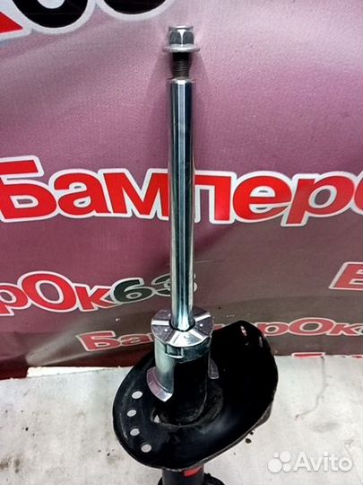 Амортизатор передний левый Honda CR-V