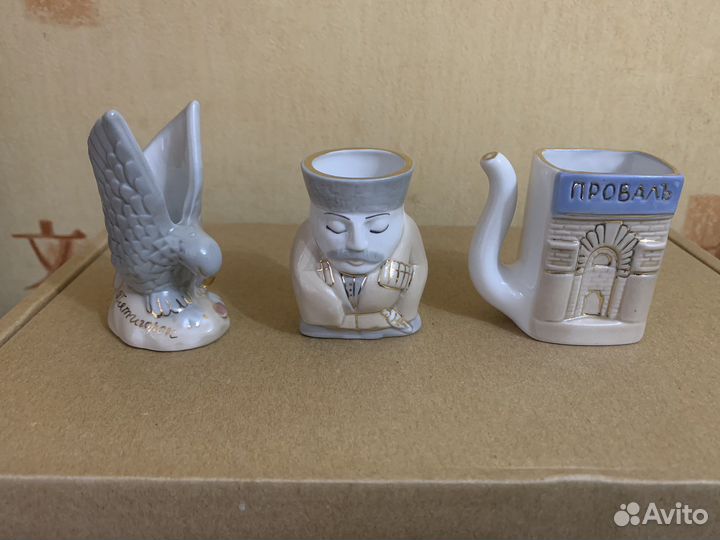 Фарфоровые сувениры статуэтки
