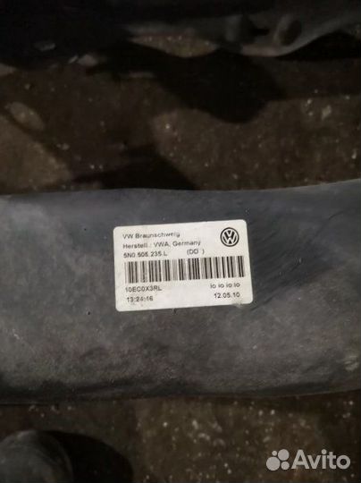 Балка подвески задняя Volkswagen Tiguan 5N1 cbab