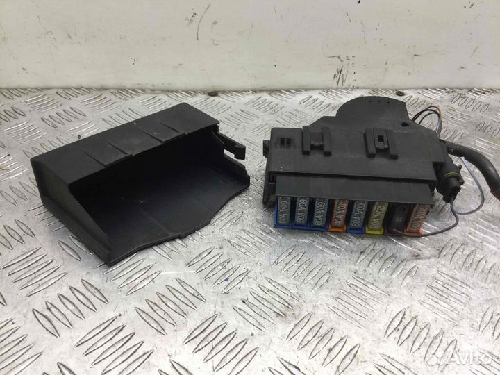 Блок предохранителей Opel Astra X16xel