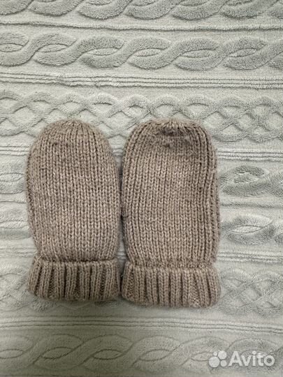 Шапка, шарф и варежки zara