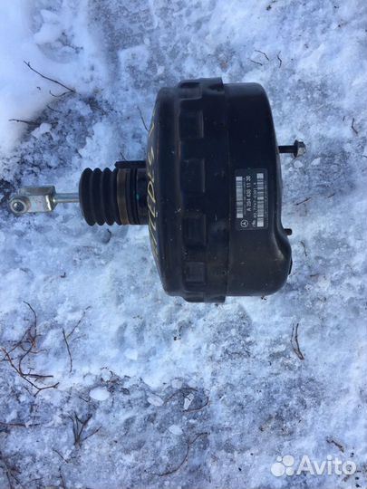 Вакуумный усилитель Мерседес С204