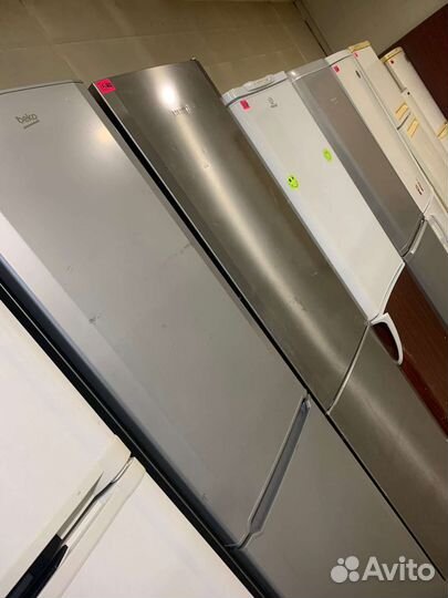 Холодильник бу как новая