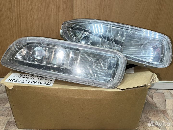 Противотуманные фары Toyota Corolla 2003-2004г