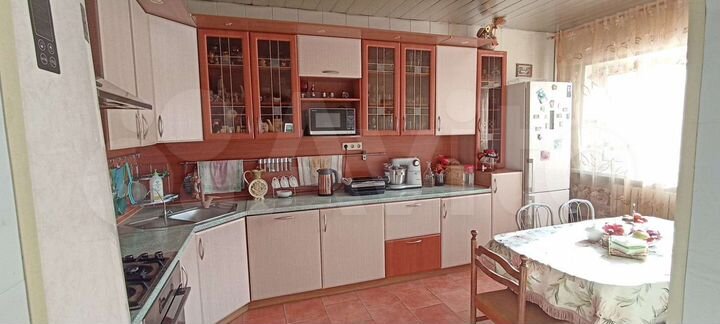 Дом 170 м² на участке 8 сот.