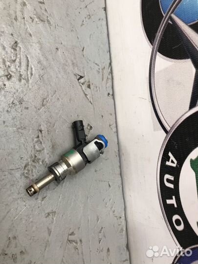 Форсунка инжекторная Audi A6 С7 cgwb 2011