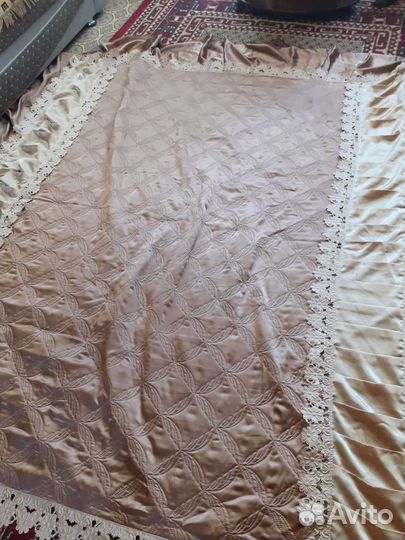 Покрывало на кровать