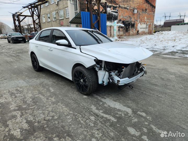 Geely Emgrand 1.5 AT, 2023, битый, 145 000 км