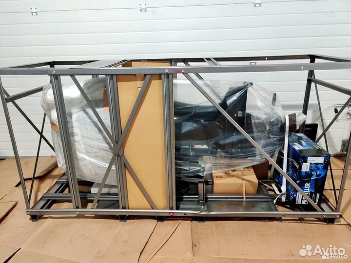 Мотор лодочный Suzuki DF200APX черный