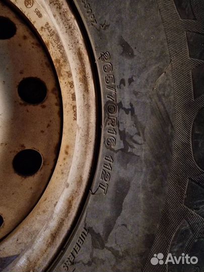 Bridgestone Ice Cruiser 5000 265/70 R16