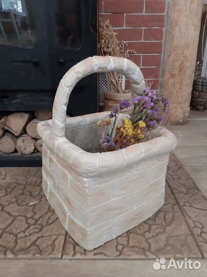 Кашпо из бетона. Вазон