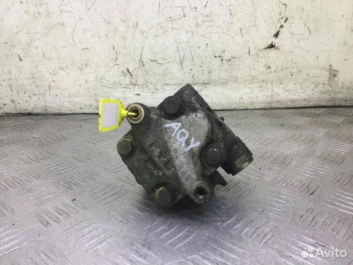 Насос гидроусилителя руля Volkswagen Golf 1J042215