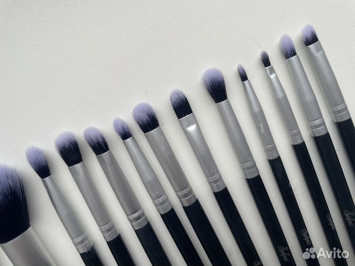 Кисти для макияжа