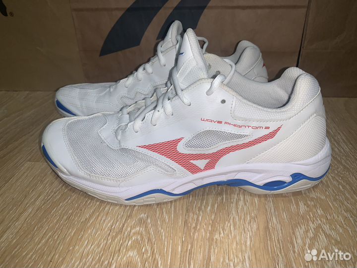 Кроссовки Mizuno Wave Phantom 2(US9)оригинал nike