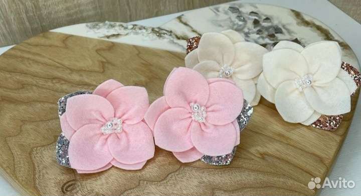 Резиночки кувшинки ручной работы