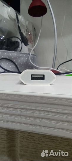 Блок питания для iPhone