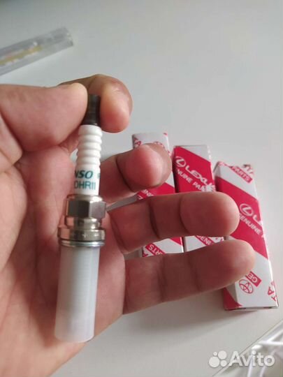 Свеча зажигания toyota (SC20HR11)