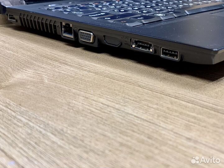 Ноутбук Lenovo / intel / 4gb