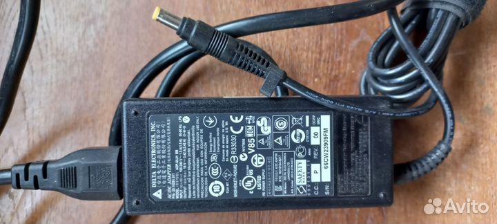 Блоки питания для ноутбуков