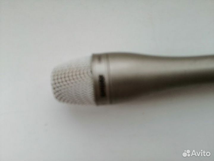 Микрофон shure SM63L репортерский
