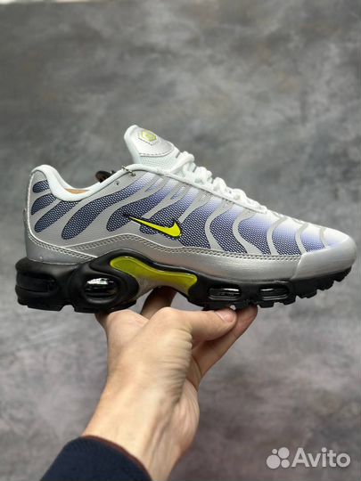 Кроссовки nike air max tn