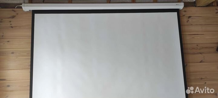 Экран Cactus MotoExpert CS-psme-240x180-WT