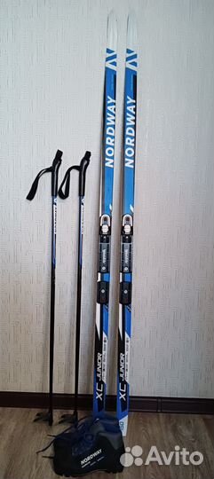 Лыжи беговые детские 150 см