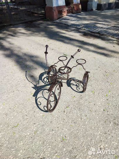Декоративный велосипед клумба