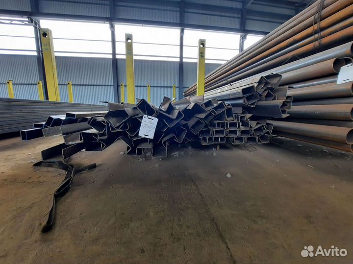 Швеллер стальной