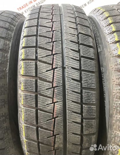 Bridgestone Blizzak VRX2 205/60 R16 93T