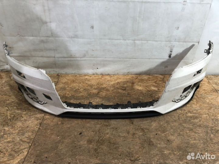 Бампер передний Audi Q3