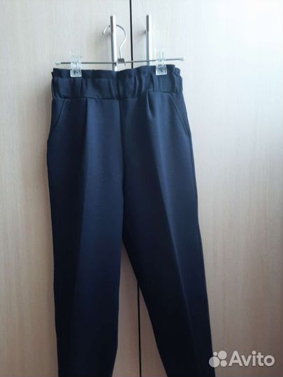 Школьная форма для девочки, брюки, рубашки