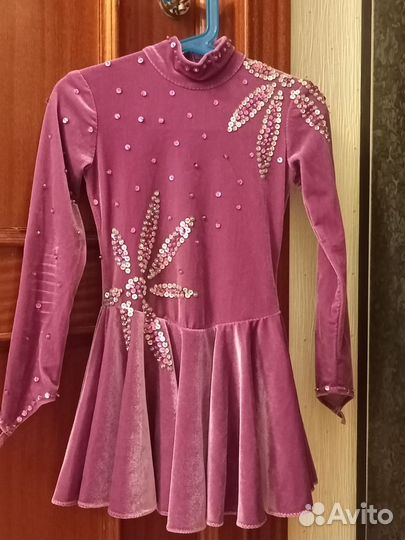 Костюм для фигурного катания